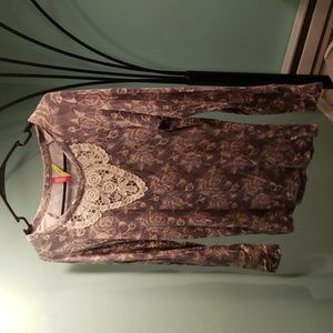 2 for $10/ Pre-owned Women's Long Sleeve Top